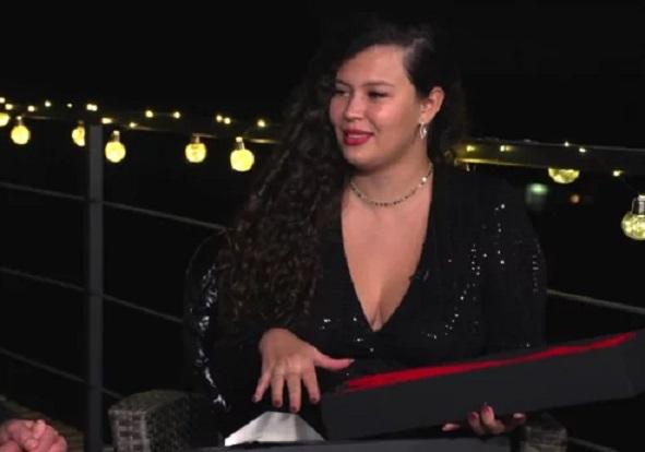 Michelle Carvalho se luce con desnudo tras reaparición en TV