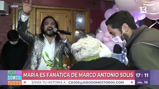 La señora María se sorprendió con fiesta de cumpleaños