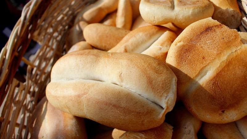 Rubro panadero ofrece sueldos que llegan a los $900 mil