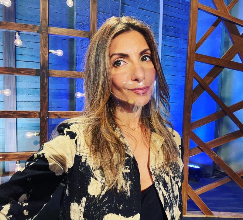 Maquilladora acusa a Maca Venegas de malos tratos