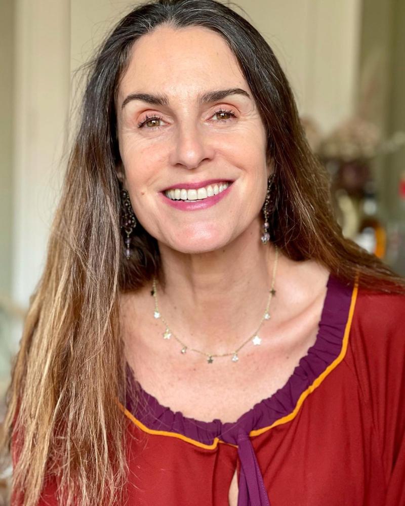 María Gracia Subercaseaux celebra logro estudiantil de su hija