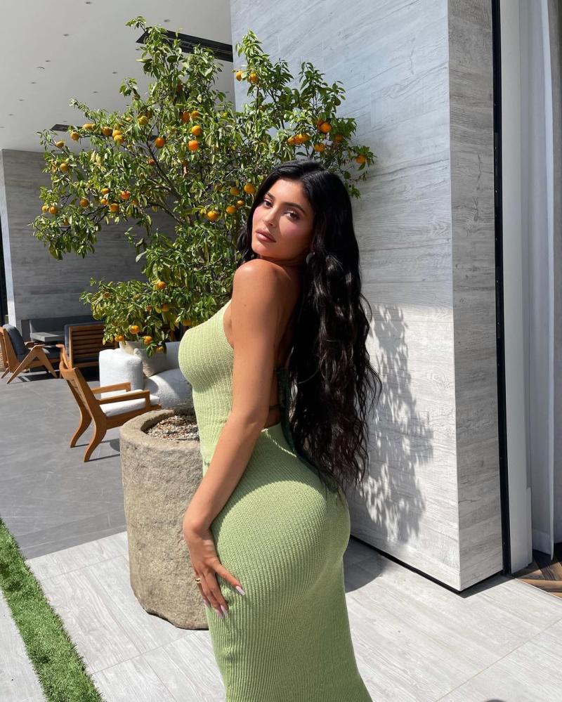 Revelan que Kylie Jenner espera a su segundo hijo