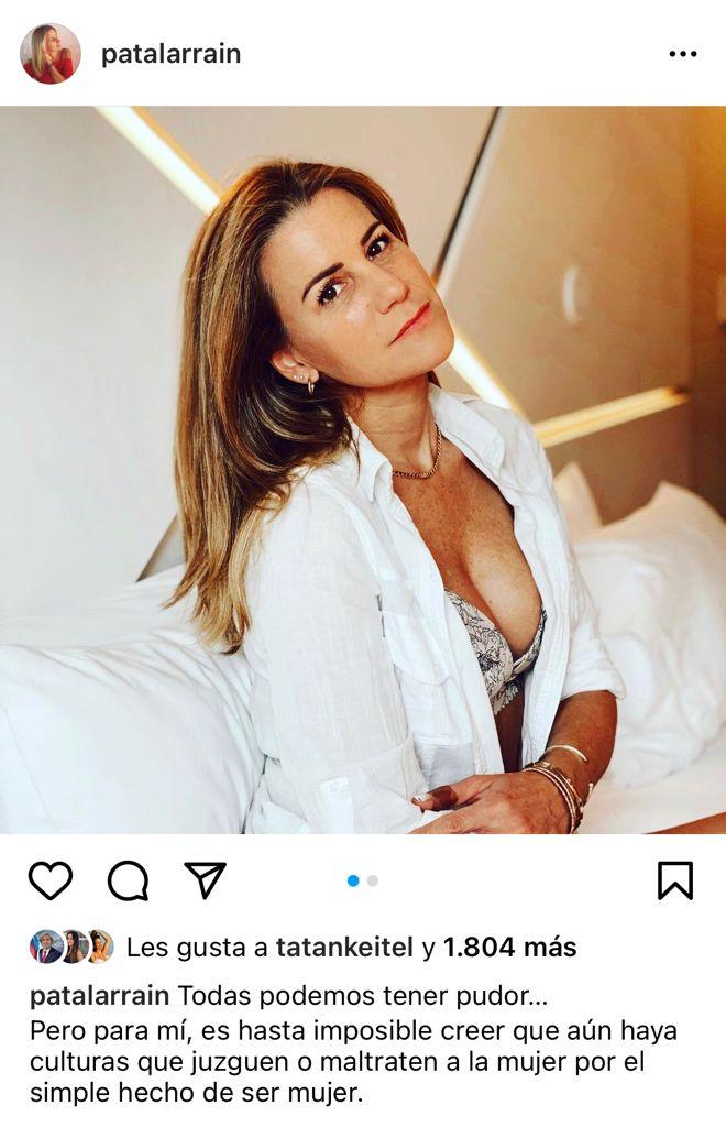 Pata Larraín se muestra en sostén por reflexión sobre la mujer