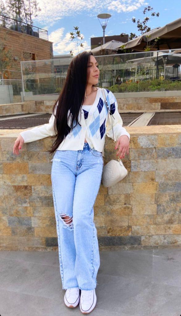 Daniela Aránguiz y Jorge Valdivia combinan sus looks en cita