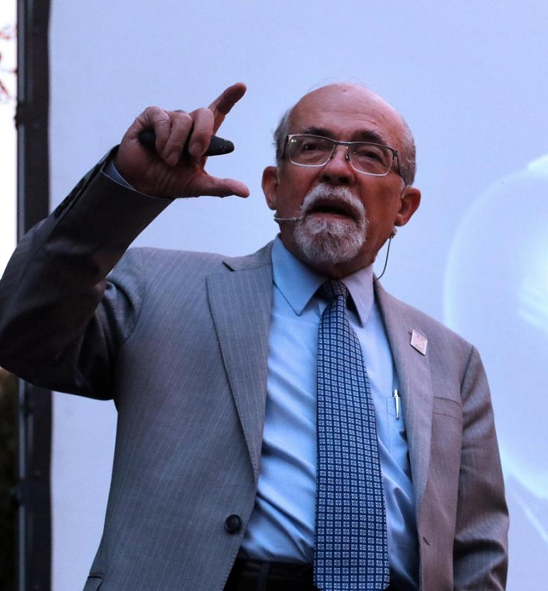 La pena de José Maza: No ve a su madre hace dos años