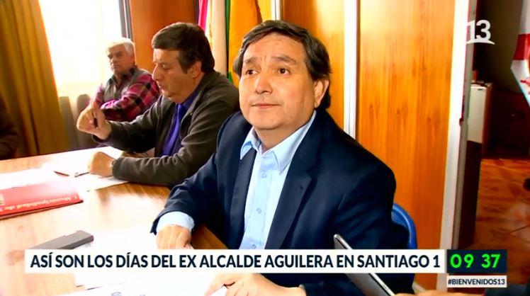 Así son los días del ex alcalde Aguilera en Santiago 1