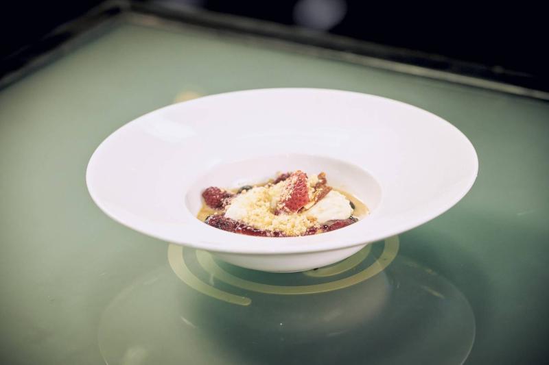 Yamila, Begoña y Rodrigo prepararon postre con malicia