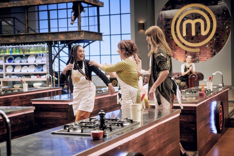 Camila Recabarren y Cristina Tocco se movieron al ritmo de Flor de Rap