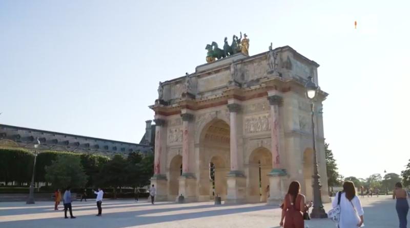 Siempre hay un chileno / Cuarta temporada / París