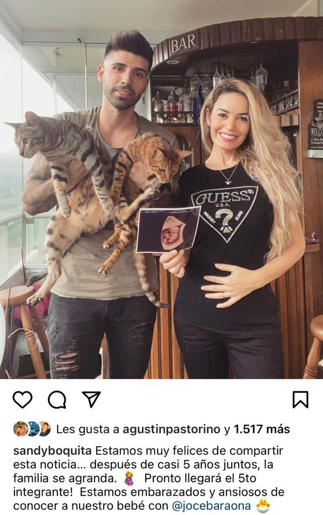 Sandy Boquita anuncia embarazo con foto familiar
