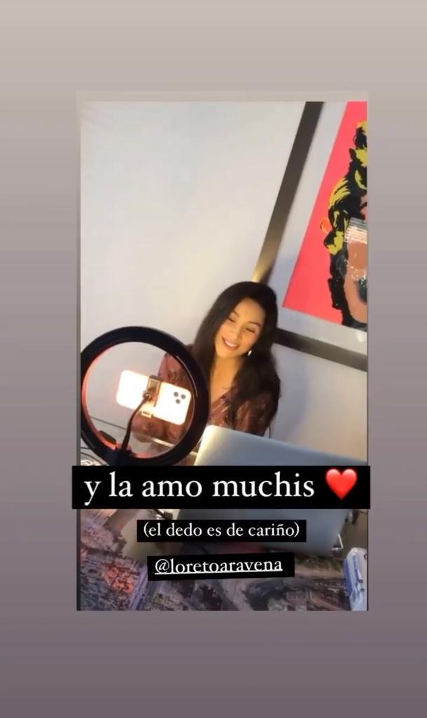 Loreto Aravena recibe tierno homenaje de su prima