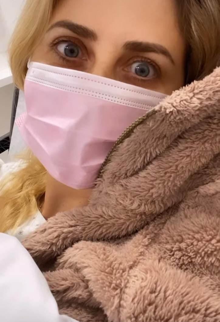 “Regia”: Gissella Gallardo se luce con bikini desde su baño