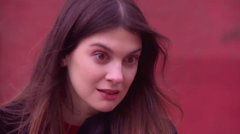 Capítulo 42 / Cluny le hace una dura advertencia a Verónica