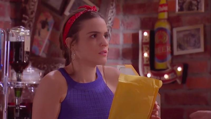 Capítulo 32 / Una inesperada llamada cambia los planes de Mabel