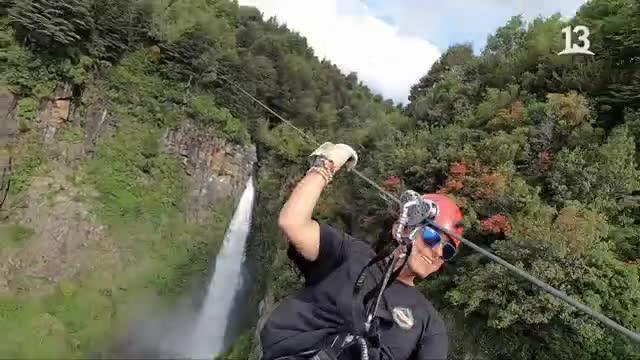 Claudio Iturra se lanzó en canopy en Ruta 5