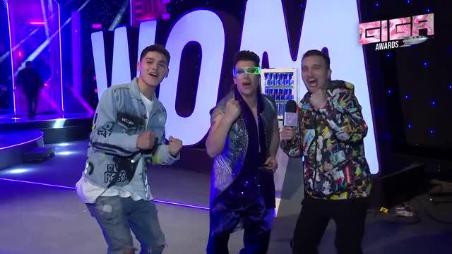 El "brigido" backstage con Leo Rey