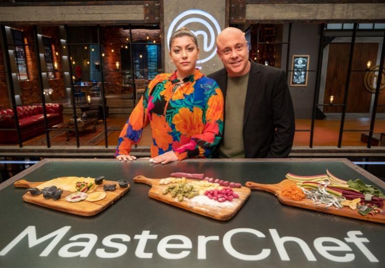 Aspirantes debieron cocinar pasta fresca para salvarse de ser eliminados