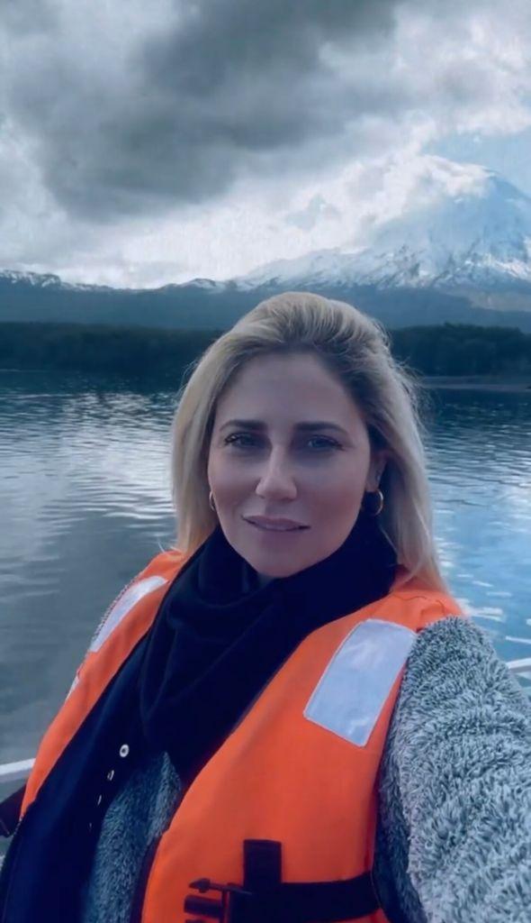 Las vacaciones de Mauricio Pinilla y Gissella Gallardo en el sur