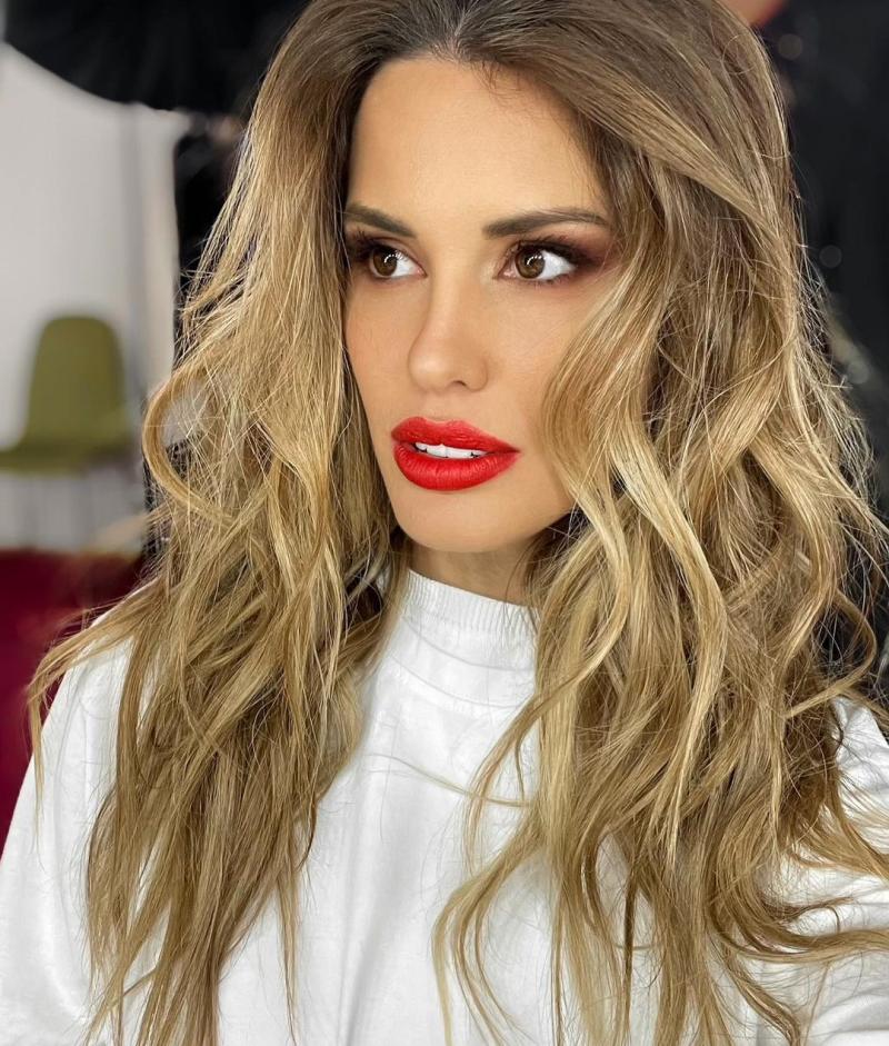 Gala Caldirola celebra el fin de su cuarentena con destape