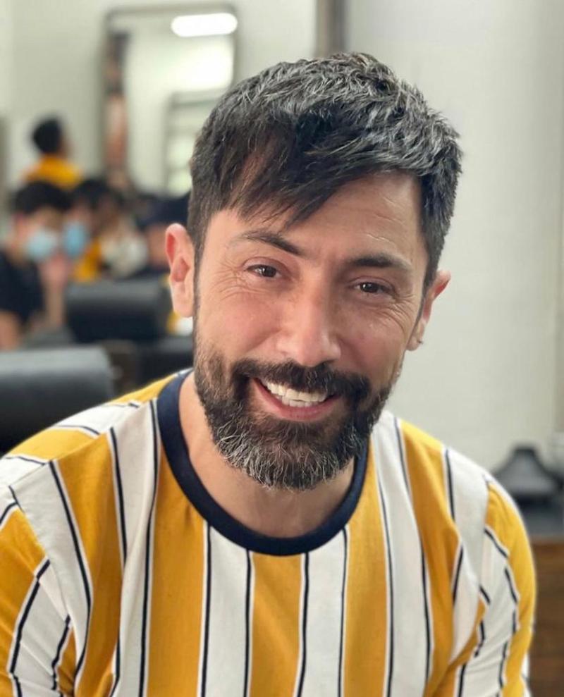 Romeo Singer responde a dura crítica por sus arrugas