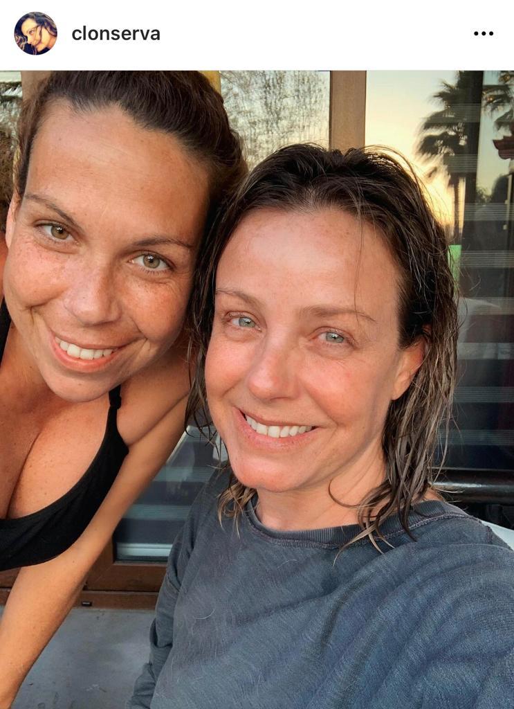 Claudia Conserva y su hermana encantan con fotos sin maquillaje