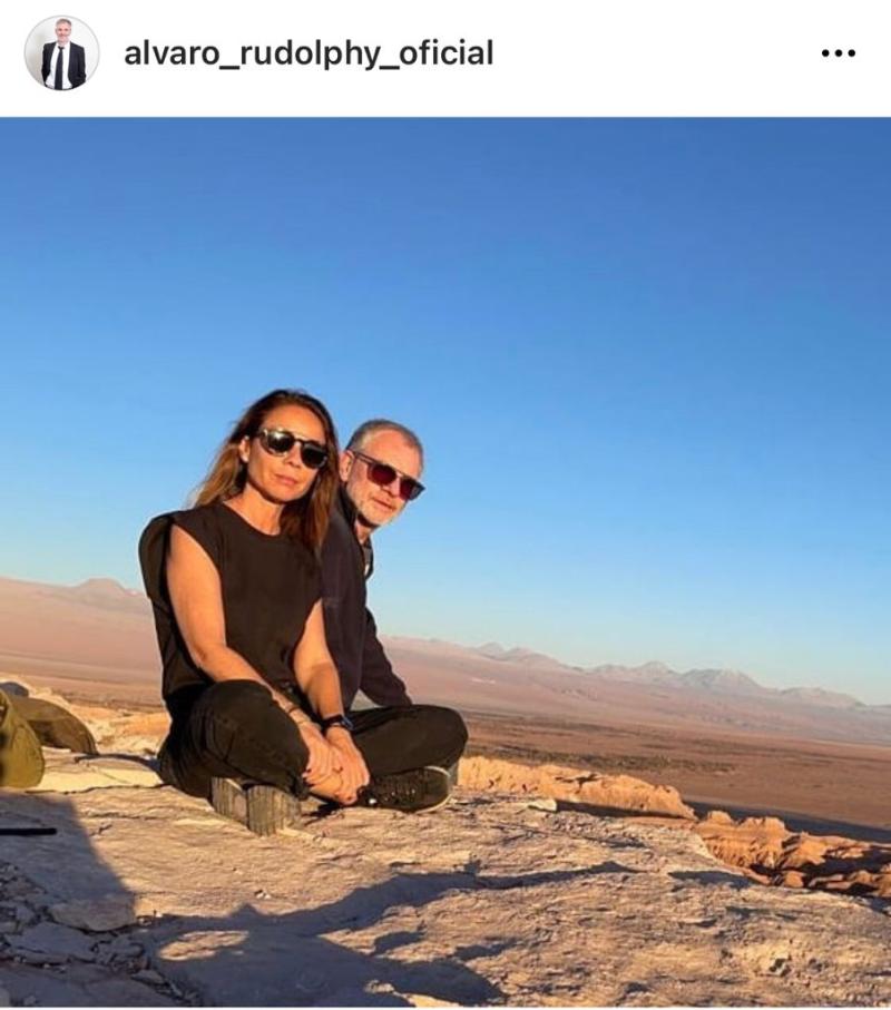 Álvaro Rudolphy encanta con foto playera junto a su esposa
