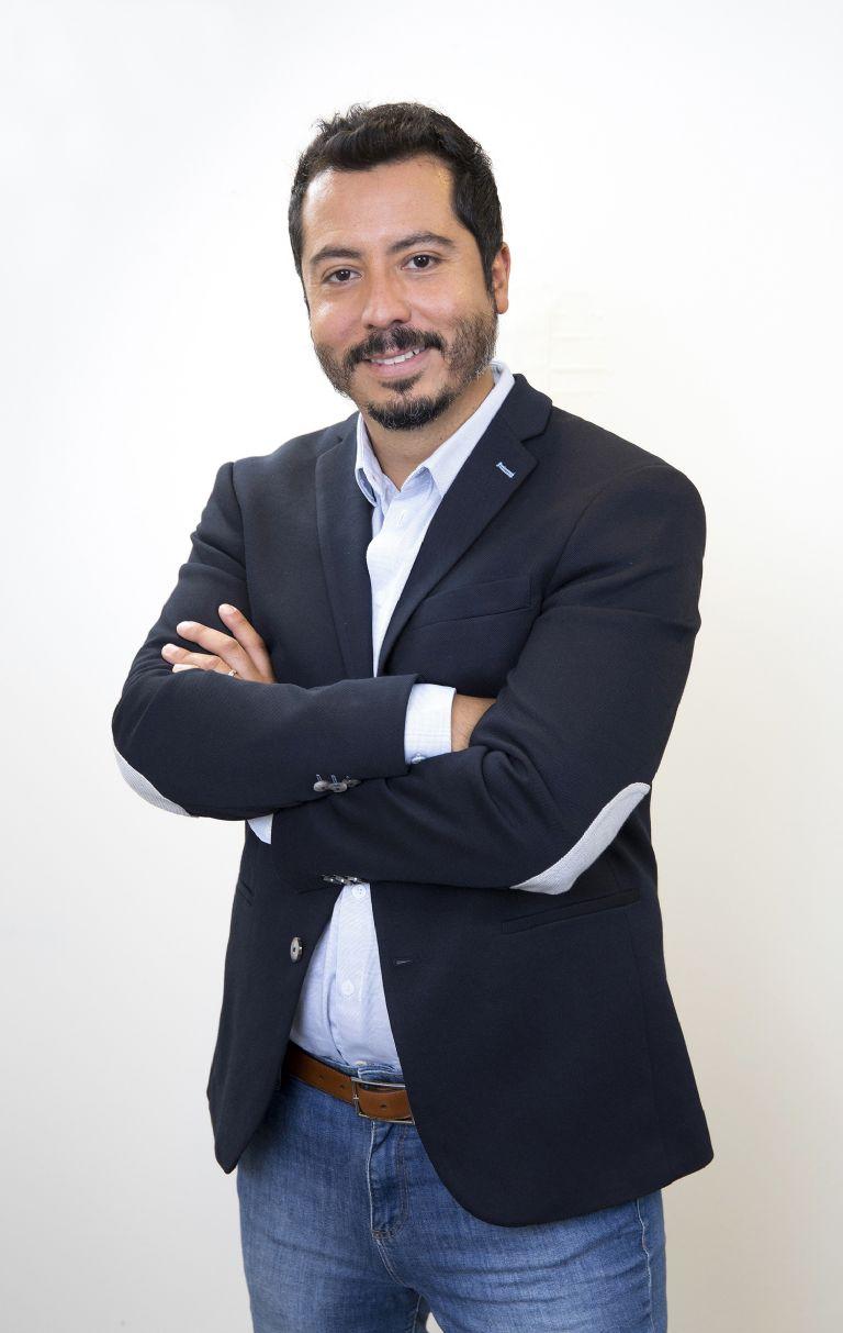 Figura de Bienvenidos revela nacimiento de su hija con foto