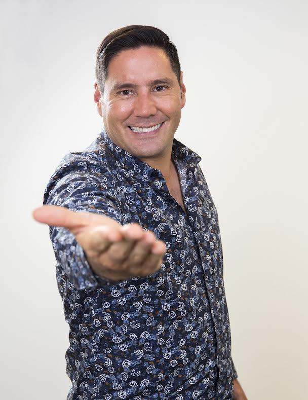 Pancho Saavedra cuenta cómo se graba “Lugares que hablan”