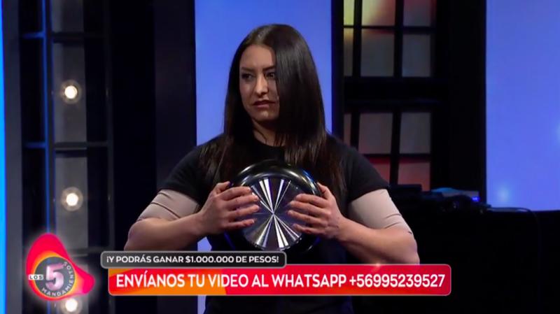 Paty Cofré sorprendió presentando a “La Mujer Biónica”