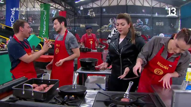 Begoña Basauri tuvo intenso round con Fernanda Fuentes