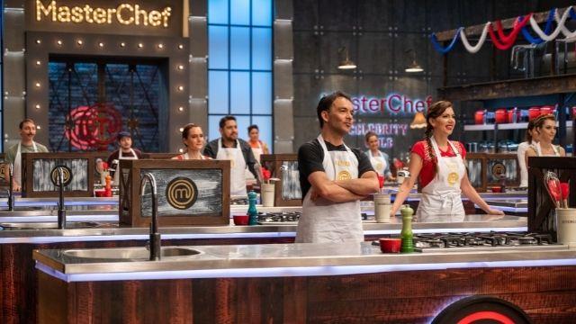 Participantes de MasterChef cantaron y bailaron cueca