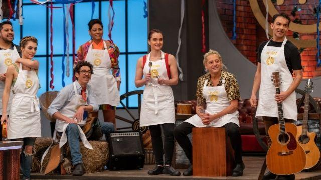 Participantes se enfrentan a reto chileno de las zonas norte, centro y sur del país