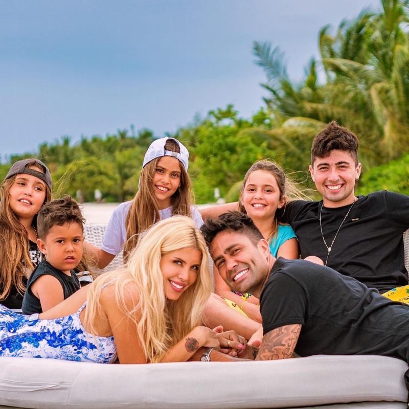 Luis Jiménez encanta al mostrar inmenso parecido con hijo