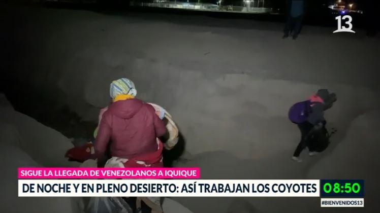 De noche y en pleno desierto: Así trabajan los “coyotes”