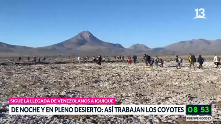 De noche y en pleno desierto: Así trabajan los “coyotes”