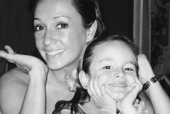 Marisela Santibáñez recibe emotiva invitación por cumpleaños de su hija