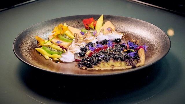 Camila y Felipe sellaron su preparación con beso del amor