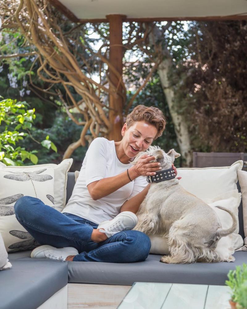 Fran García-Huidobro recibe feroz ataque por video de sus perros