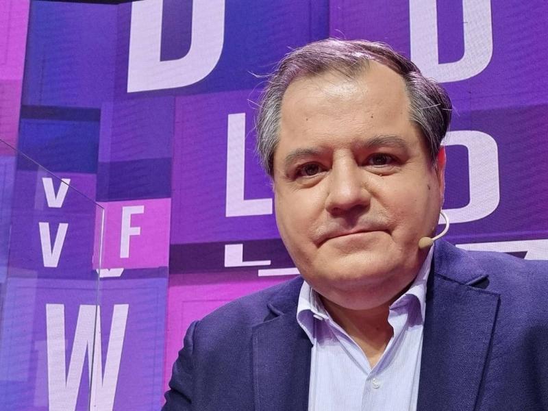 Mauricio Bustamante celebra logro de su hijo clon