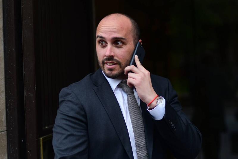 Andrés Longton denuncia que fue golpeado con “fierros y palos”