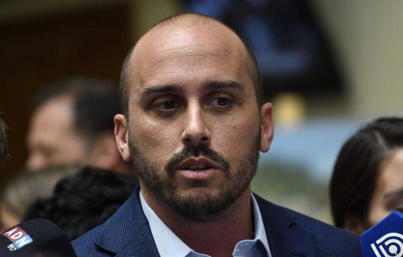 Andrés Longton denuncia que fue golpeado con “fierros y palos”