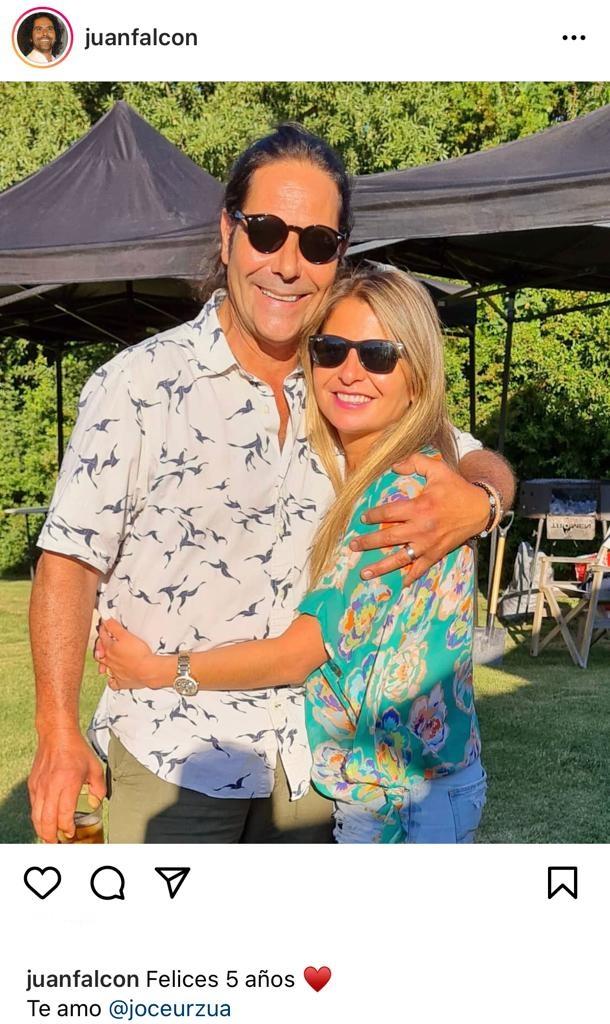 Juan Falcón celebra 5 años de pololeo con mujer que lo “actualizó”