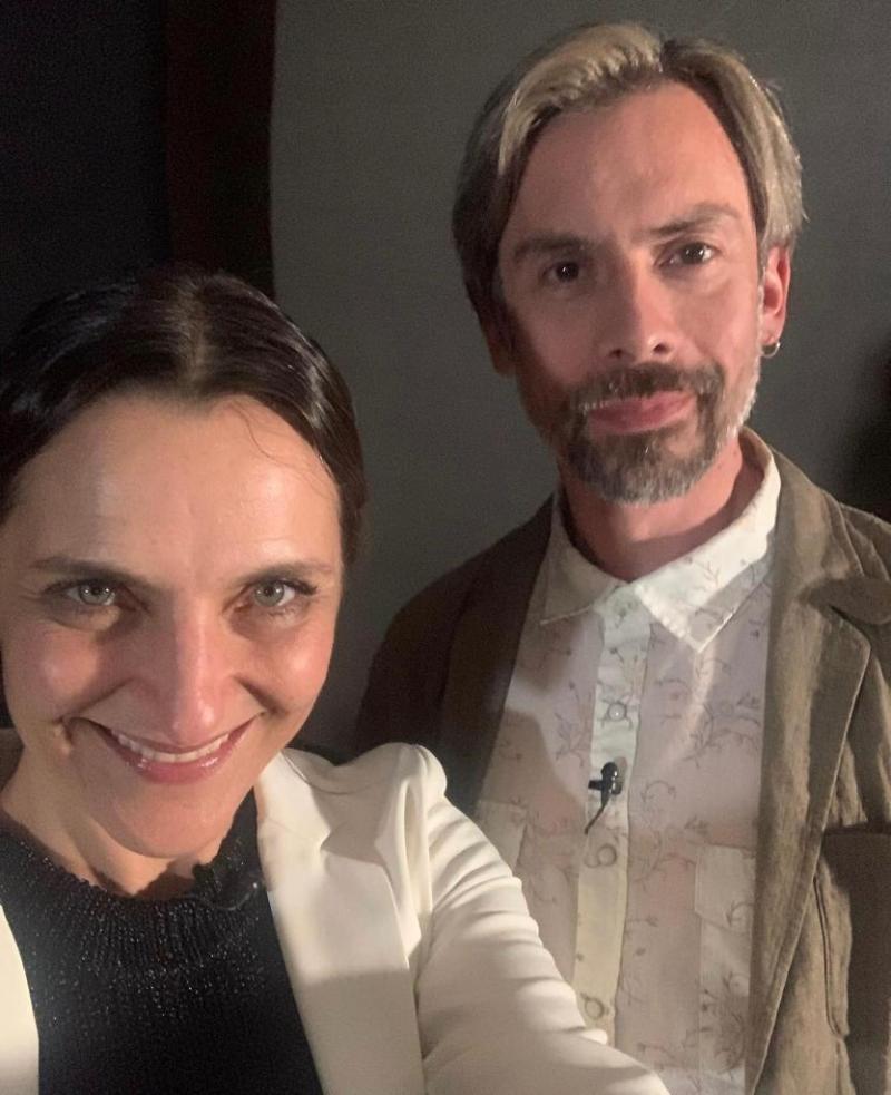 Néstor Cantillana sorprende con llamativo cambio de look