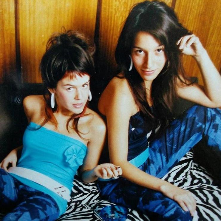 Lorena Capetillo y Carola Varleta se lucen en matrimonio de colega