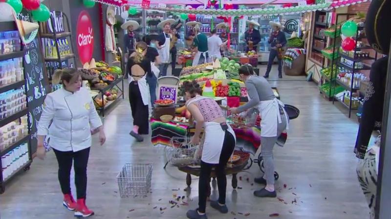 ¡Contra el reloj! Mariachis complicaron a los aspirantes en el mercado