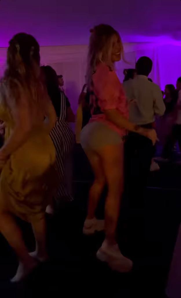 Coté López se luce con curioso outfit en matrimonio