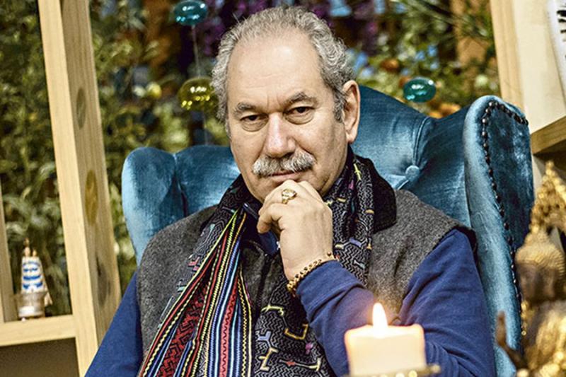 Pedro Engel y su predicción para Chile: "Días llenos de luz"