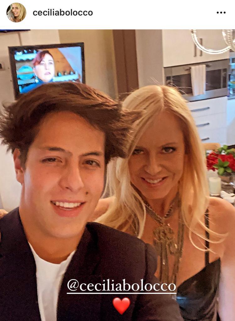 “Regios”: Cecilia Bolocco y su hijo encantan con looks de noche