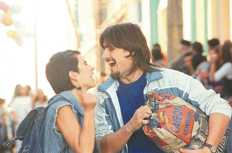 Paz Bascuñán y Felipe Braun deslumbran en traje de baño