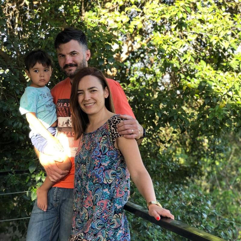 Janis Pope encontró tremenda serpiente al interior de su casa